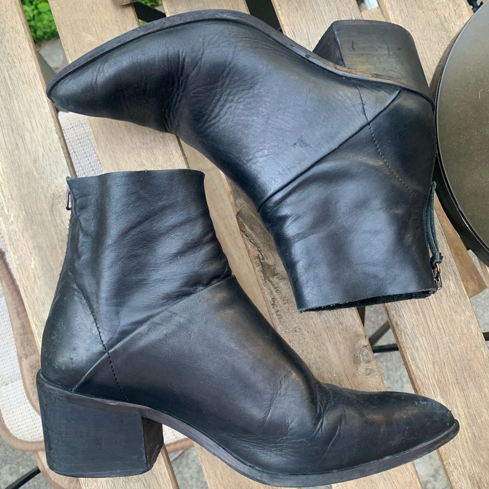 Topshop Midnight Soft Leather Pointed Toe Booties